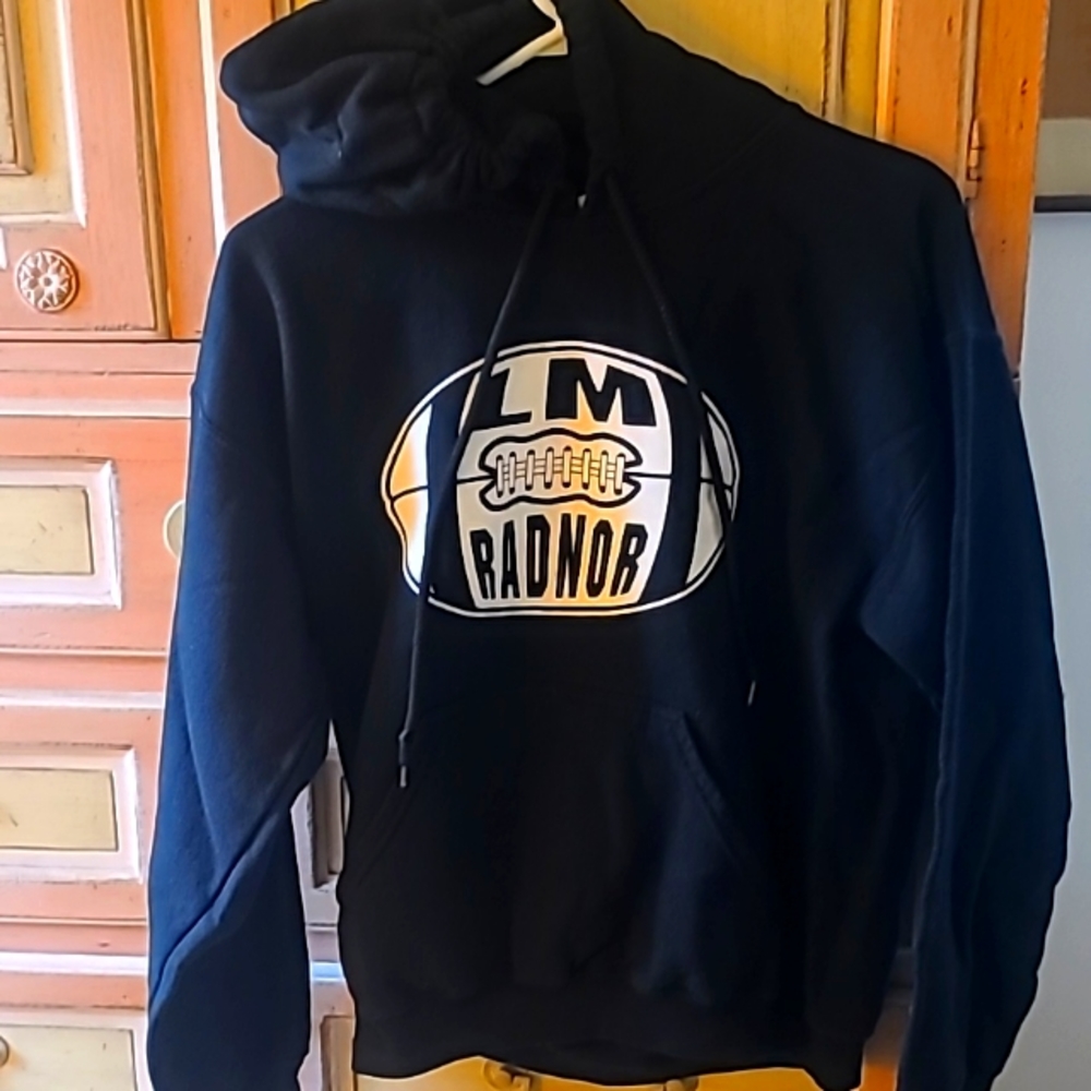 LM (Lower Merion High School) Radnor (High School) Rivalry - Medium Hoodie